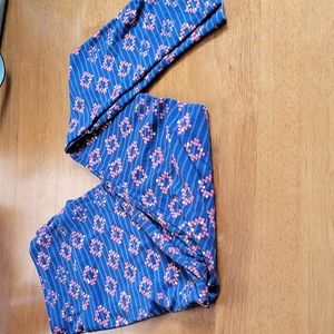 Lularoe one size leggings